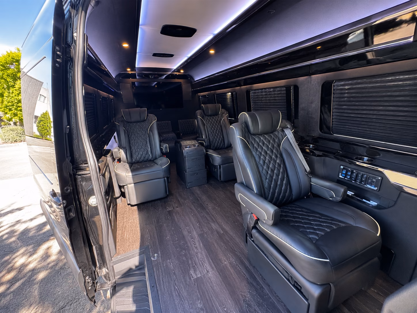 renton 10 passenger sprinter van inside