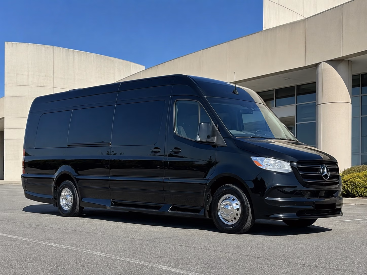 renton 18 passenger sprinter van